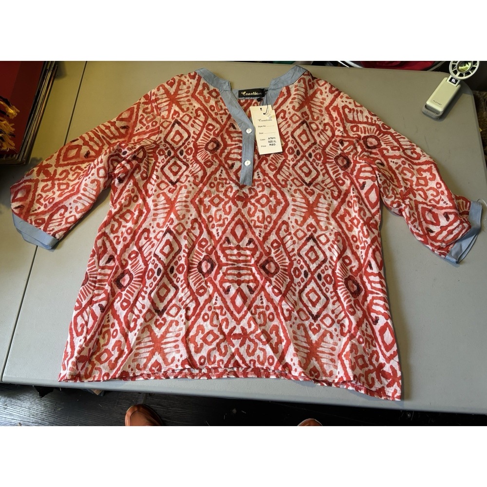 Creation Red Geometric Top With Blue Accents XL NWT